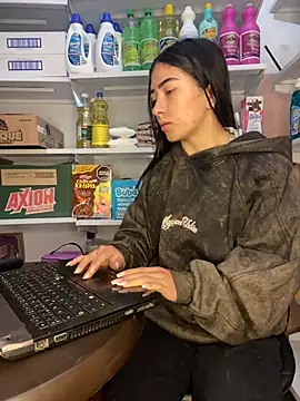 AMBERBUNNY  online show from 06/02/26, 10:59