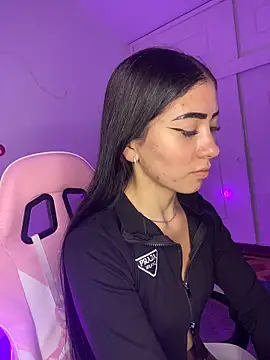 AMBERBUNNY  online show from 04/18/26, 01:02