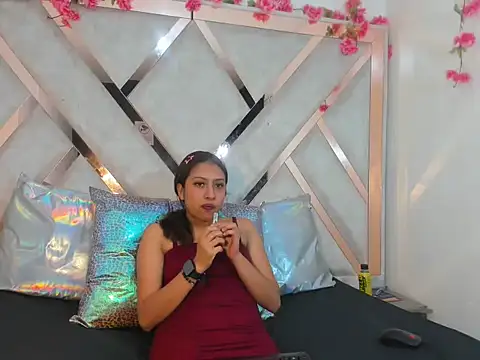 Sofiia  Cute1 online show from 04/23/26, 02:40