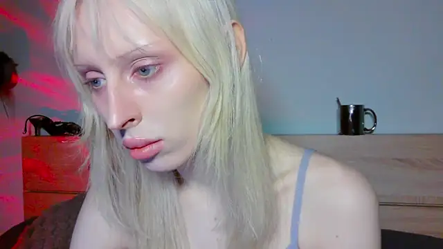 Sora100000 online show from 04/11/26, 10:02