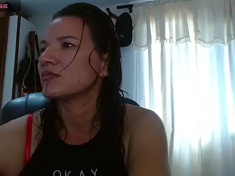 Snapshot of valery_fitt chatting on 04/15/26, 01:26 valery fitt online show from 04/15/26, 01:26