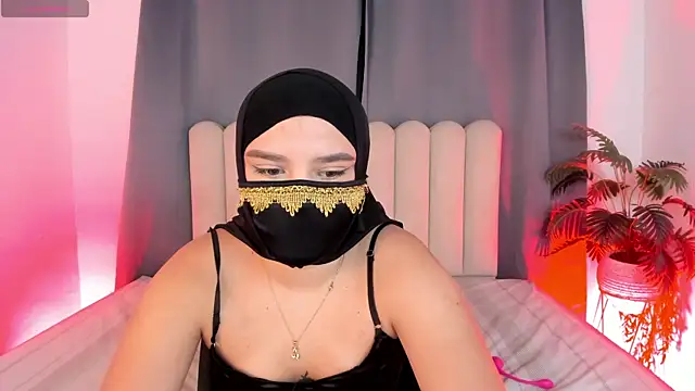 aziza dalila02 online show from 04/14/26, 02:16