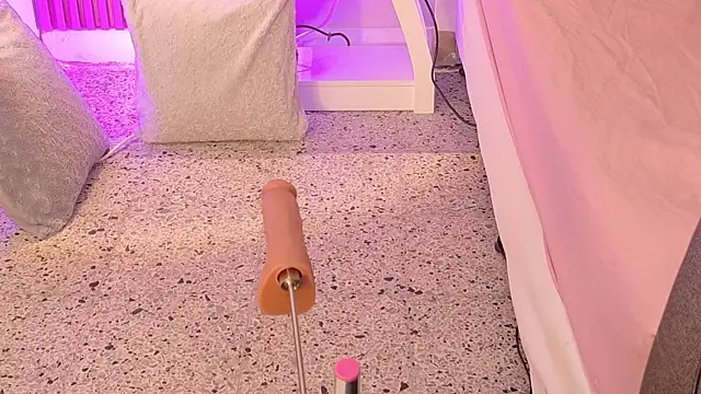 Snapshot of ValeriaJolie chatting on 04/14/26, 01:54 ValeriaJolie online show from 04/14/26, 01:54