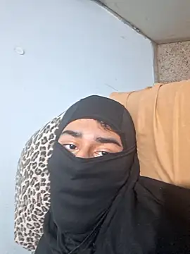 Snapshot of Frankito56 chatting on 04/13/26, 09:13 Frankito56 online show from 04/13/26, 09:13