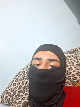 Snapshot of Frankito56 chatting on 04/10/26, 02:51 Frankito56 online show from 04/10/26, 02:51