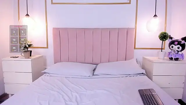 Snapshot of NixShadow chatting on 04/08/26, 11:06 NixShadow online show from 04/08/26, 11:06