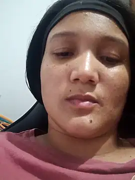 paola daza online show from 04/12/26, 01:42