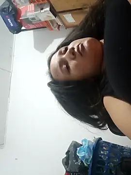 paola daza online show from 04/10/26, 02:13