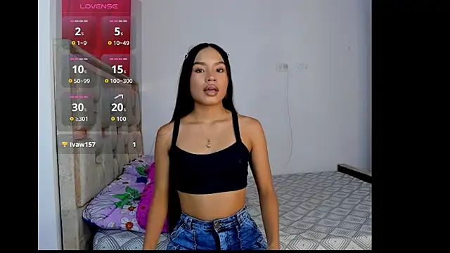 Snapshot of pocahontasbaby_ chatting on 04/10/26, 12:06 pocahontasbaby online show from 04/10/26, 12:06