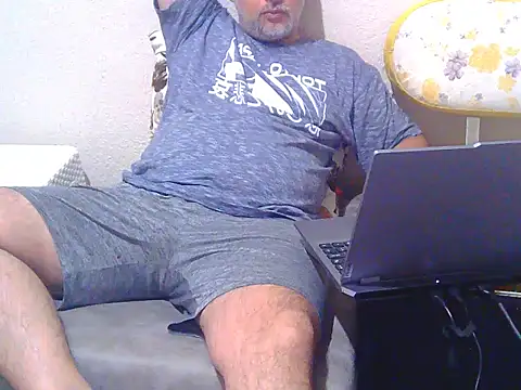 izmir serhat online show from 07/04/26, 11:42