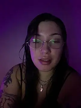 cherryxxox online show from 04/18/26, 04:04