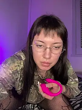 Snapshot of cherryxxox chatting on 07/05/26, 11:22 cherryxxox online show from 07/05/26, 11:22