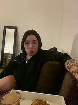 cherryxxox online show from 05/01/26, 09:42
