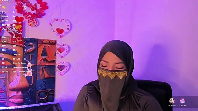 Snapshot of nayla_sahar chatting on 04/12/26, 11:35 nayla sahar online show from 04/12/26, 11:35