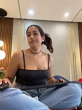Hana-Parker online show from 05/10/26, 02:08