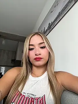 AmyRusso online show from 07/10/26, 09:48