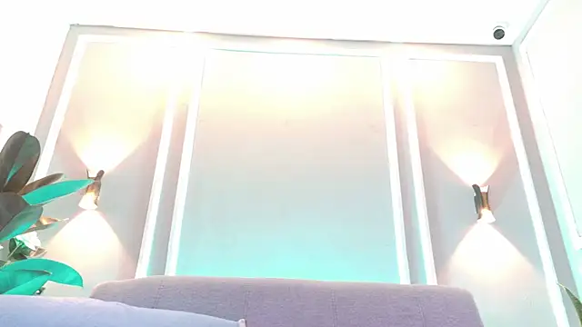 milurousse online show from 04/12/26, 07:28