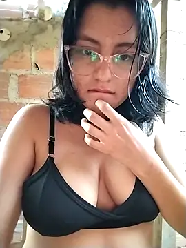 sienna elara online show from 05/03/26, 10:53