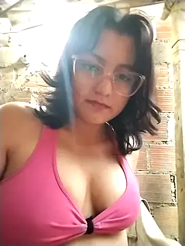sienna elara online show from 04/28/26, 10:52