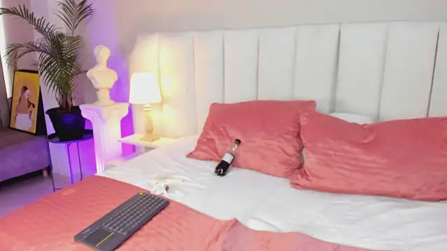 danna ricci online show from 04/18/26, 07:58