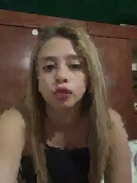 jade06  online show from 05/01/26, 04:34