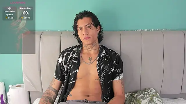 Snapshot of Damian_Romanoff chatting on 04/14/26, 12:54 Damian Romanoff online show from 04/14/26, 12:54