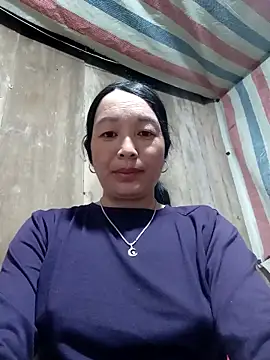 vanlucky2 online show from 04/23/26, 01:35