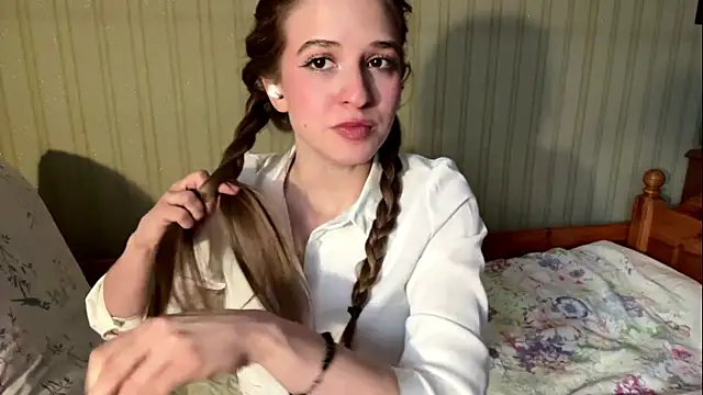 BambiBlush online show from 05/15/26, 01:53