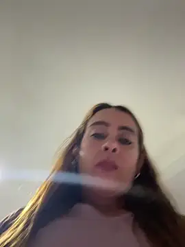 Snapshot of Natigoonzalez chatting on 05/02/26, 02:17 Natigoonzalez online show from 05/02/26, 02:17