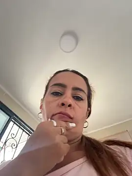 Snapshot of Natigoonzalez chatting on 05/06/26, 05:39 Natigoonzalez online show from 05/06/26, 05:39