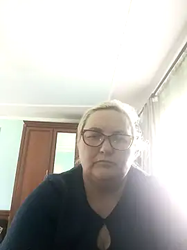 Snapshot of AureliaSky598 chatting on 05/15/26, 10:46 AureliaSky598 online show from 05/15/26, 10:46