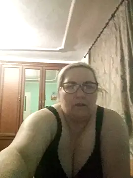 Snapshot of AureliaSky598 chatting on 05/05/26, 07:28 AureliaSky598 online show from 05/05/26, 07:28