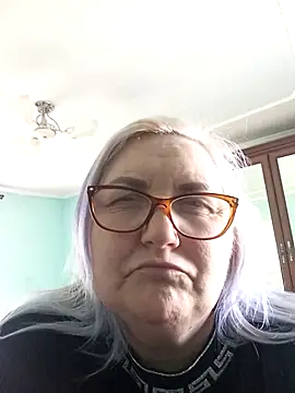 AureliaSky598 online show from 04/15/26, 10:43