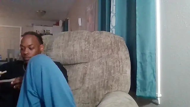 Snapshot of zdaddymm chatting on 05/23/26, 02:54 zdaddymm online show from 05/23/26, 02:54
