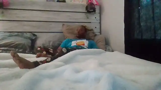 Snapshot of zdaddymm chatting on 06/09/26, 02:07 zdaddymm online show from 06/09/26, 02:07