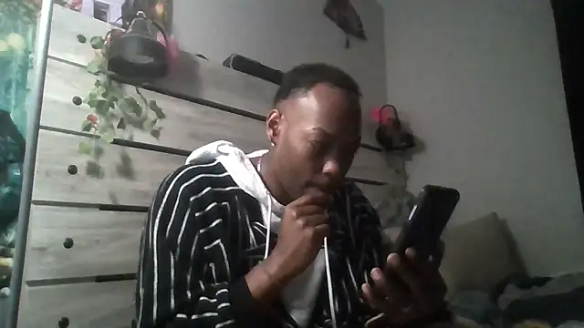 Snapshot of zdaddymm chatting on 07/13/26, 09:08 zdaddymm online show from 07/13/26, 09:08
