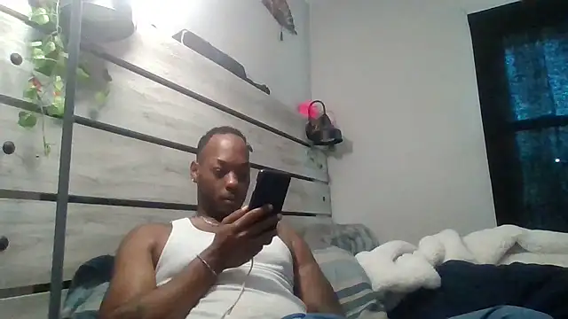 Snapshot of zdaddymm chatting on 07/08/26, 03:13 zdaddymm online show from 07/08/26, 03:13