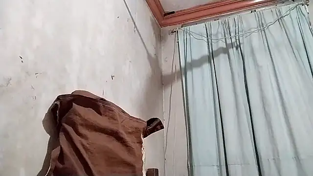 Snapshot of OliviaCarchi chatting on 04/14/26, 10:09 OliviaCarchi online show from 04/14/26, 10:09