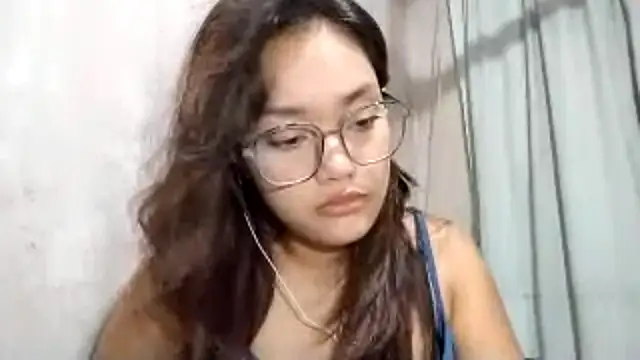 OliviaCarchi online show from 04/21/26, 01:39