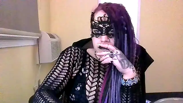 Snapshot of MistressSolena chatting on 05/04/26, 02:26 MistressSolena online show from 05/04/26, 02:26
