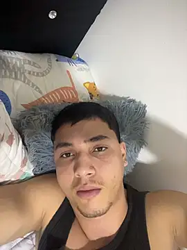 Max valiant online show from 04/09/26, 12:01