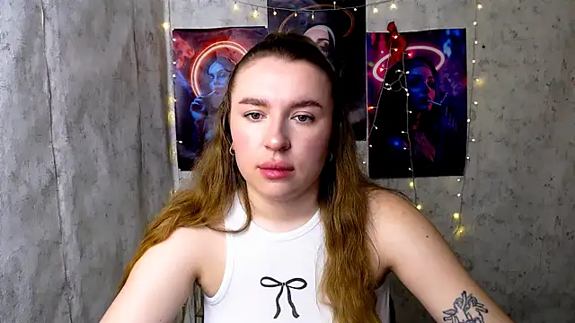 KassiaRayne  online show from 04/15/26, 05:13