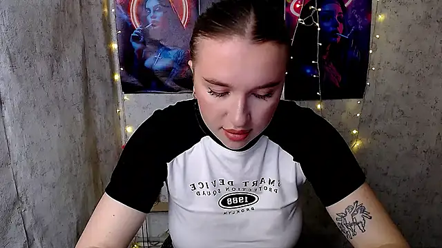 KassiaRayne  online show from 05/05/26, 06:27