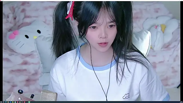 yaya-a online show from 04/10/26, 10:00