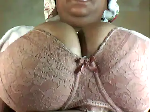 megaboobsqueen online show from 05/25/26, 06:28