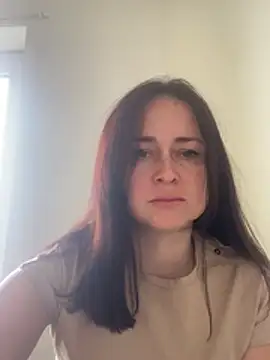 Emma magic online show from 04/10/26, 06:42