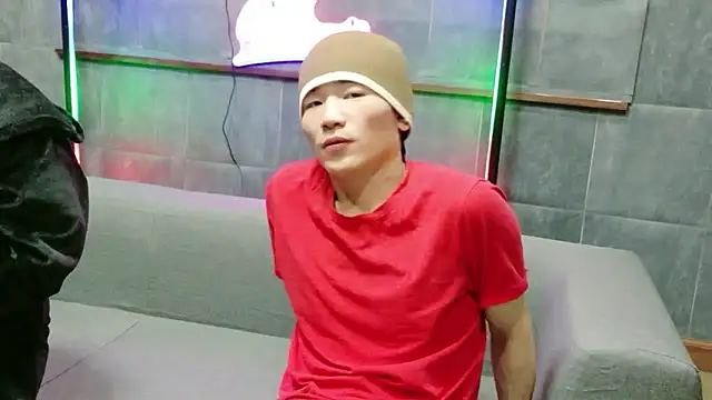 8585donguri5656 online show from 04/15/26, 03:12