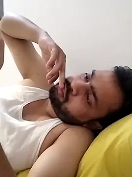Snapshot of hornydaddy_21 chatting on 05/15/26, 07:12 hornydaddy 21 online show from 05/15/26, 07:12