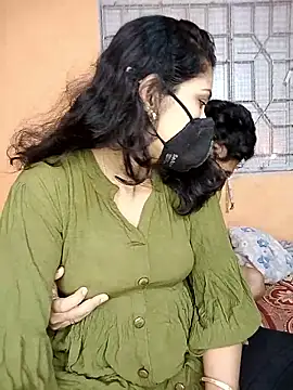 hornycouple096 online show from 05/01/26, 10:31