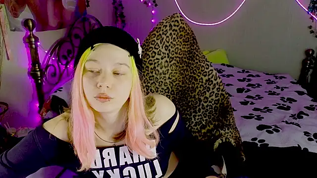 Sansarella online show from 03/15/26, 03:30